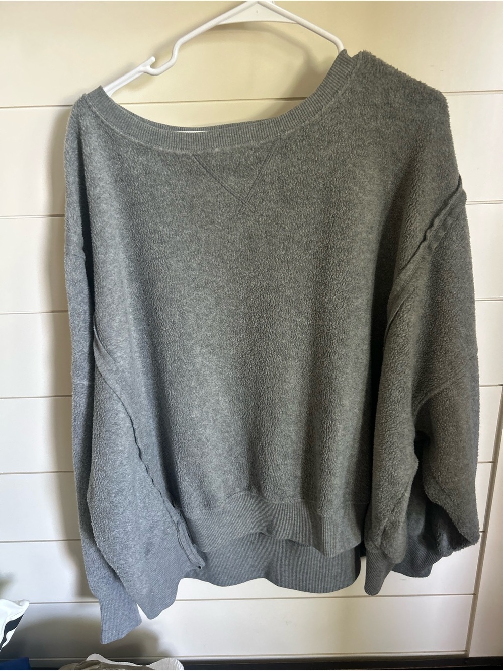 American Eagle Outfitters Off-the-Shoulder Gray Oversized Sweater